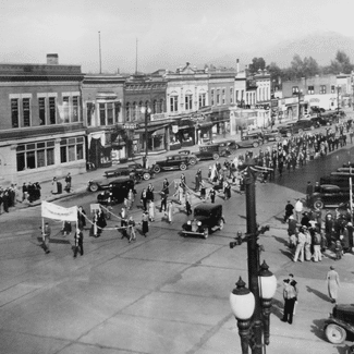 About Us - Old Photo of University Avenue in Provo, Utah, where Central Bank's Provo Office now resides.